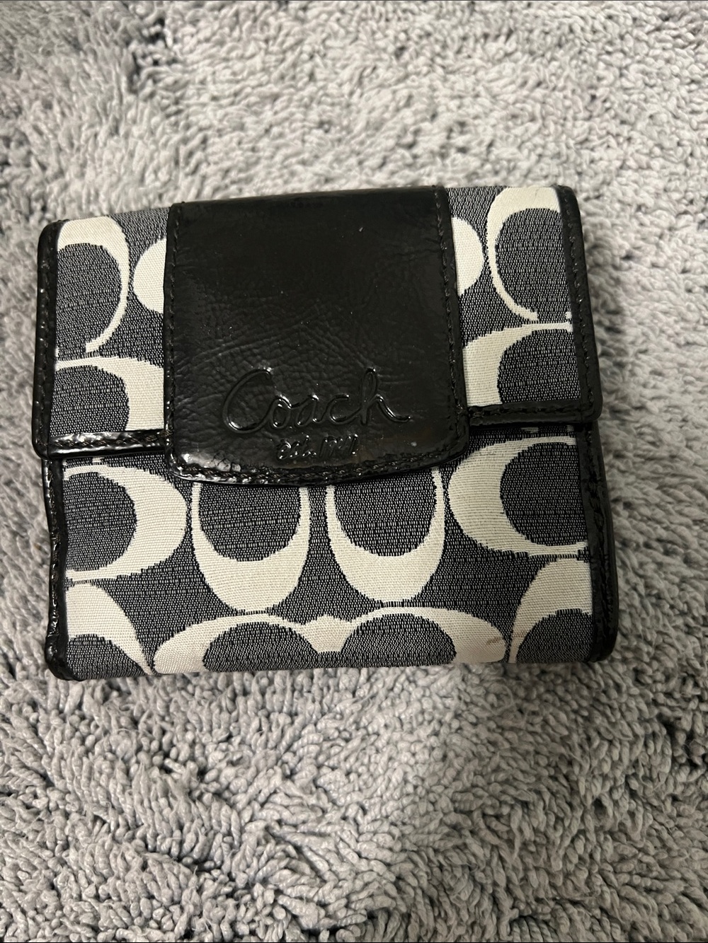 Coach Black and White Signature Trifold Card Holder
